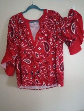 Women’s Red Paisley V-Neck Tunic Top - Bell Sleeves